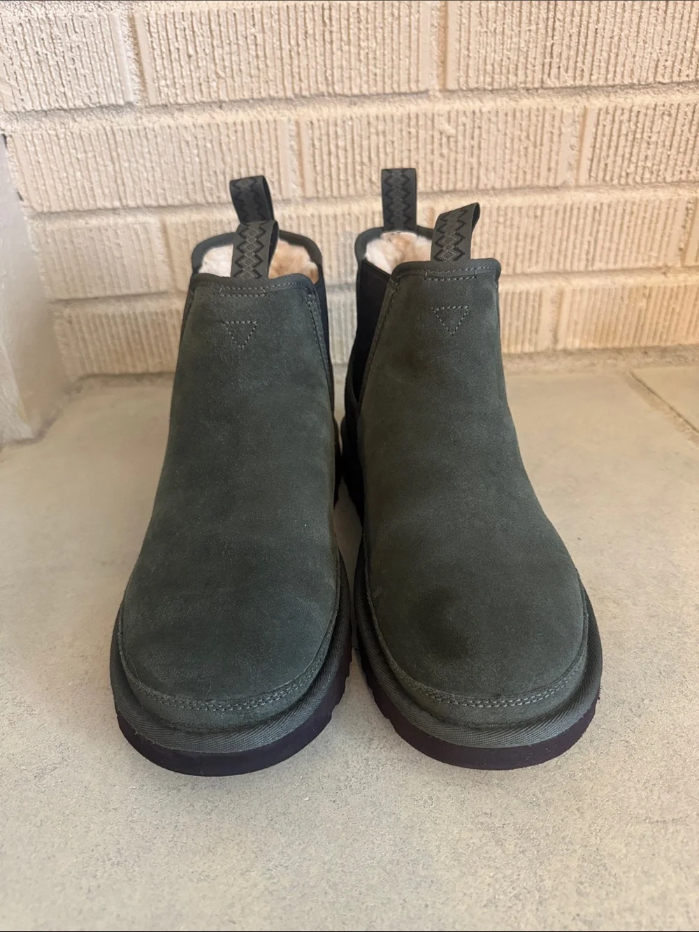 Men's Suede Chelsea Boots in Dark Green